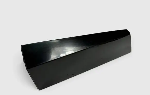 Chevrolet Suburban Rear/tail light trim molding 22826303