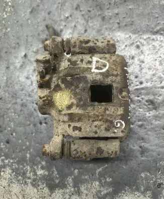Opel Frontera B Rear brake caliper