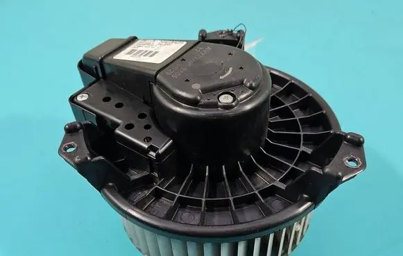 Toyota Auris E180 Heater fan/blower AV2727008105 IMPRK1568478