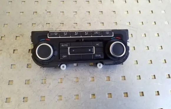Volkswagen PASSAT CC Climate control unit 5K0907044AJ 5HB00974620
