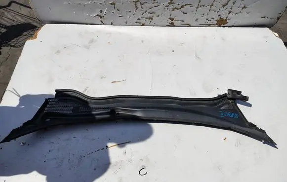 Fiat Qubo Wiper trim 1311909070