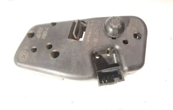 BMW 3 E46 Tail light bulb cover holder 230570R