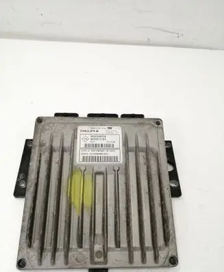 Renault Megane II Engine control unit/module 8200399038