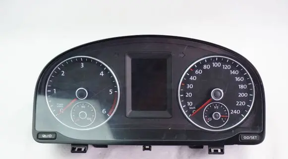 Speedometer (instrument cluster)