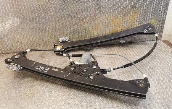 BMW 5 E60 E61 Front door electric window regulator 7034351