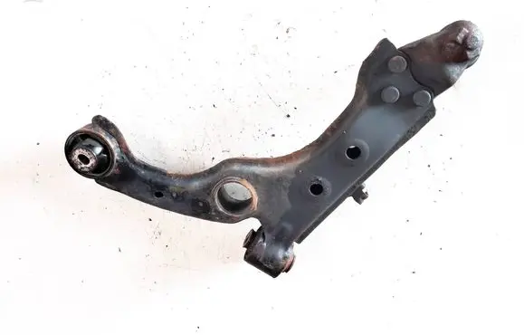 Alfa Romeo Giulietta Front lower control arm/wishbone