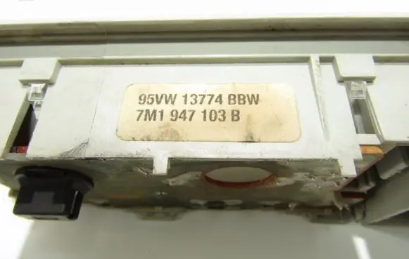 Ford Galaxy Other interior light 7M1947103B