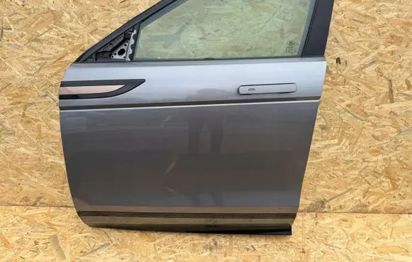 Land Rover Range Rover Evoque L551 Front door 