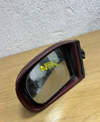 Mercedes-Benz C W203 Front door electric wing mirror 413133417 D8552