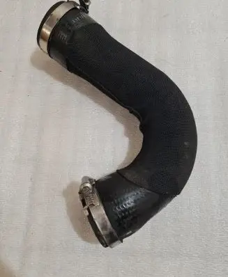 Porsche Macan (95B) Coolant pipe/hose 95B145709A