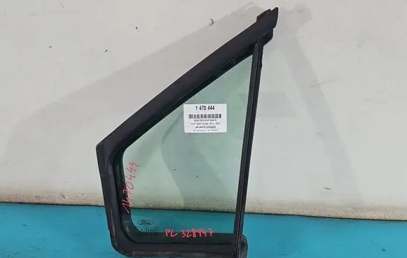 Ford Transit Courier Front door window glass four-door IMPRK1470444