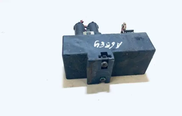 Audi A3 S3 8L Coolant fan relay 1j0919506h 898884000