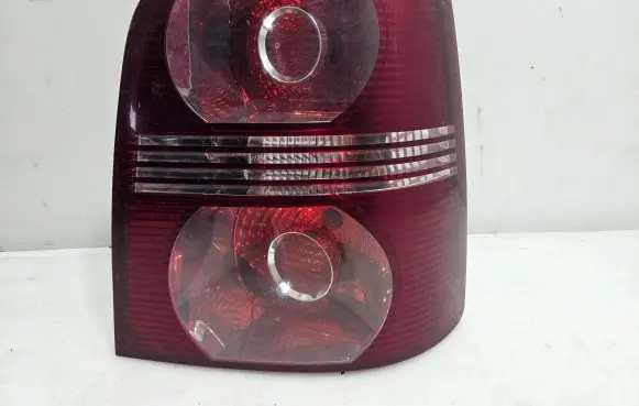 Volkswagen Touran I Rear/tail lights 1T0945095N