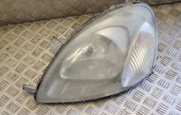 Toyota Yaris Headlight/headlamp 12V21W