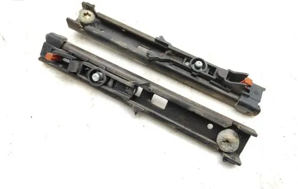 Peugeot 607 Seat belt adjustment rail 9629105380