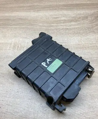 Audi 80 90 S2 B4 Engine control unit/module ECU 811906264A 0280800140