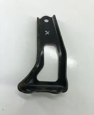 Toyota C-HR I Other engine bay part