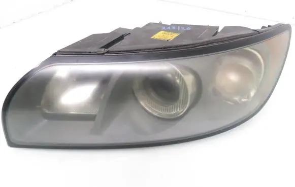 Volvo V50 Headlight/headlamp 30698648