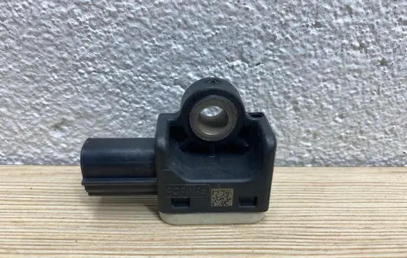 Ford Mondeo MK IV Airbag deployment crash/impact sensor 8V4T14B006AA