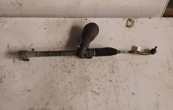 Toyota Yaris Steering rack f800000672
