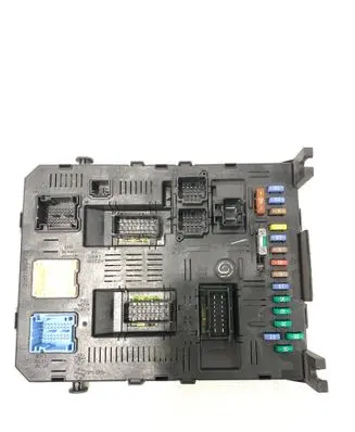 Citroen C5 Fuse module 9661940380 BSI2004 01211205
