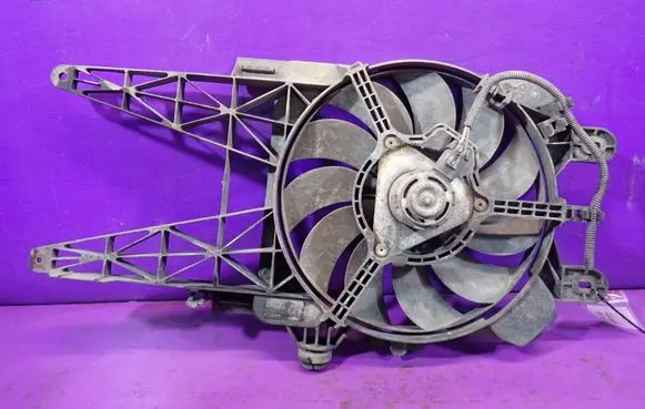Fiat Punto (188) Fan set 