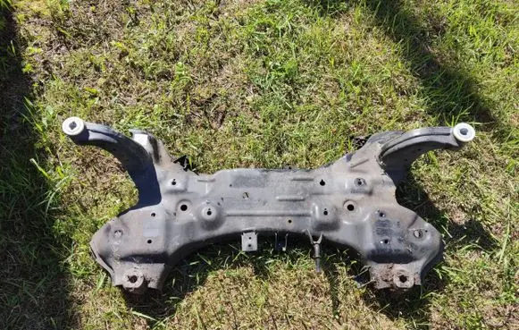 Hyundai Ioniq Front subframe 62401G2100 MH400338