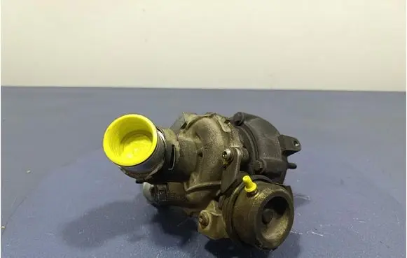 Toyota Auris 150 Turbo system vacuum part 172010N010