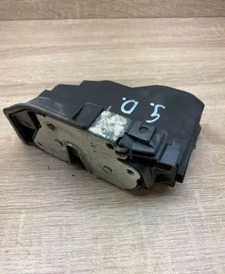 BMW 5 E60 E61 Rear door lock 7167070 HTR
