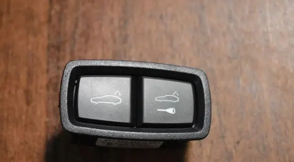 Porsche Panamera (971) Trunk lid opening control unit 971959832C55