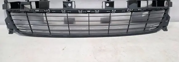 Renault Scenic III - Grand scenic III Front bumper lower grill 622540016R