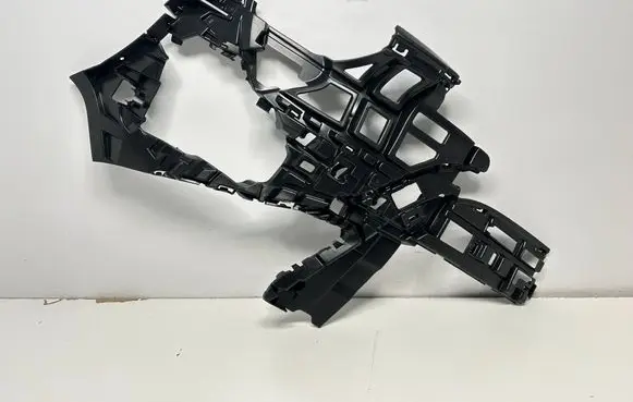 Mercedes-Benz Vito Viano W447 Front bumper mounting bracket 