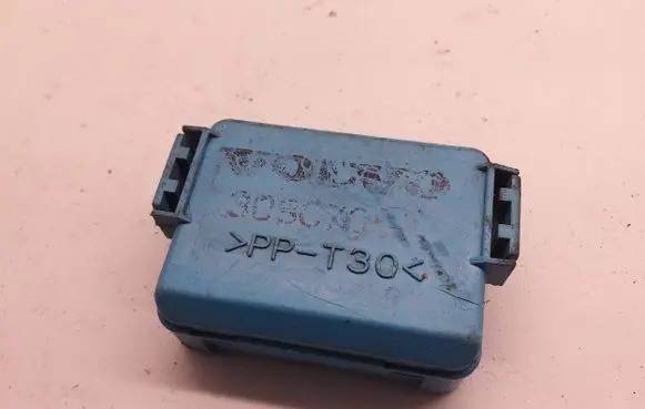 Volvo S40, V40 Fuse box set 30807050