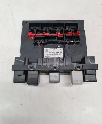 Volkswagen Golf V Comfort/convenience module 3C0937049AJ 00604808 F005V00661