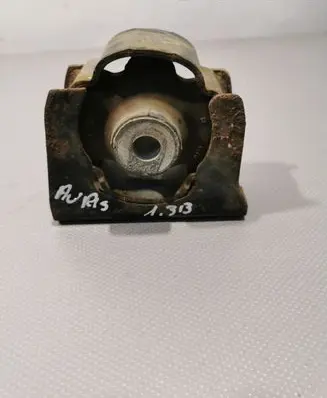 Toyota Auris 150 Engine mount bracket