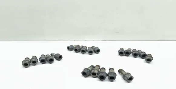 Audi A4 S4 B8 8K Nuts/bolts 