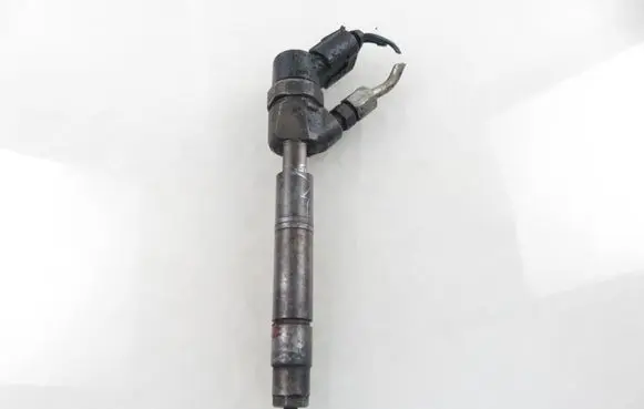 Mercedes-Benz A W168 Fuel injector 6680700287 0445110015