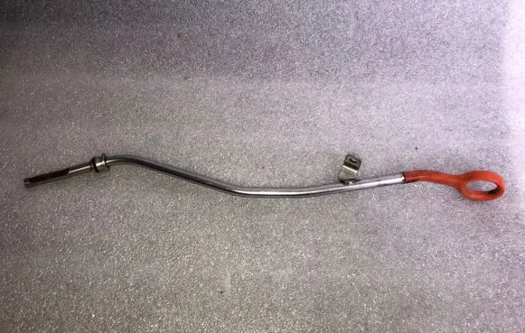 Audi Q7 4L Oil level dip stick 079115609P 079115611R