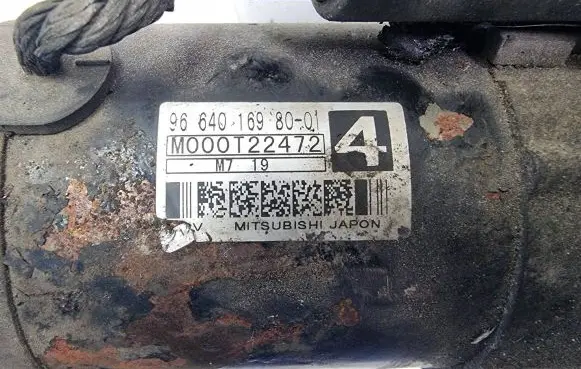 Citroen C4 I Starter motor 9664016980-01