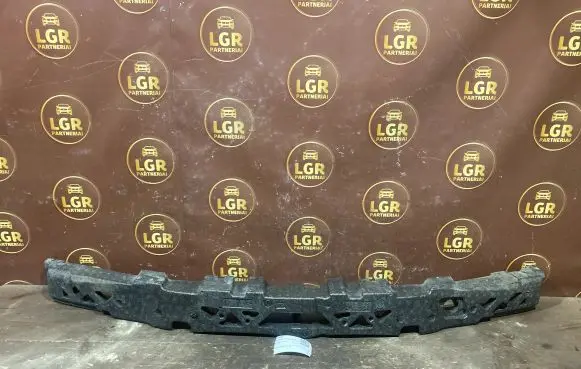 Front bumper foam support bar