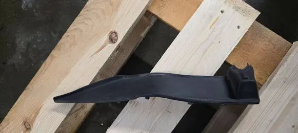 Chevrolet Corvette C7 Wiper trim 22784587