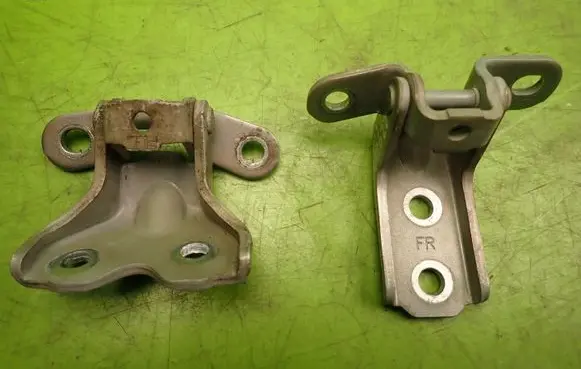 Hyundai i30 Front door hinge set 