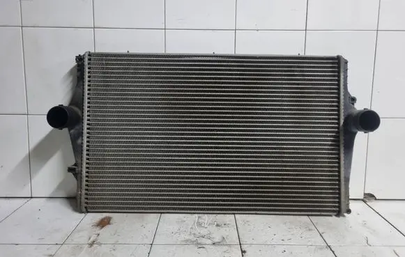 Volvo V70 Intercooler radiator 874386B