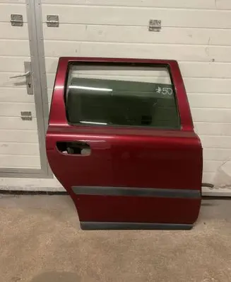 Volvo V70 Rear door 
