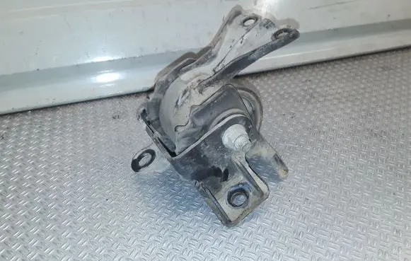 Mitsubishi Outlander Gearbox mount 