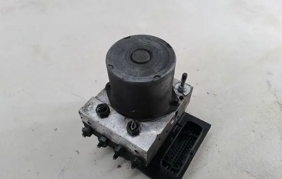 Audi A6 S6 C6 4F ABS Pump 4F0614517AA
