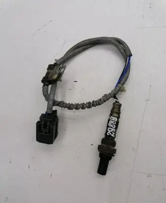 Mazda 3 I Lambda probe sensor 05H164750
