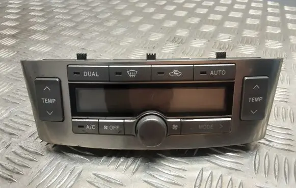 Toyota Avensis T250 Climate control unit 5590005170