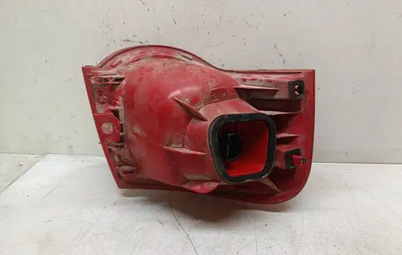 Volkswagen PASSAT B6 Rear/tail lights