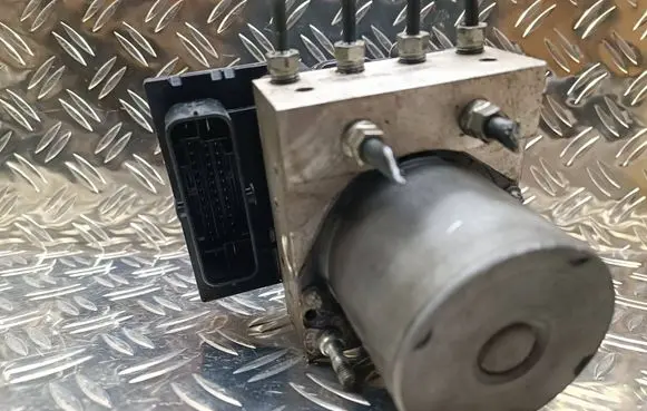 Citroen C-Zero ABS Pump 0265252150 4670A700